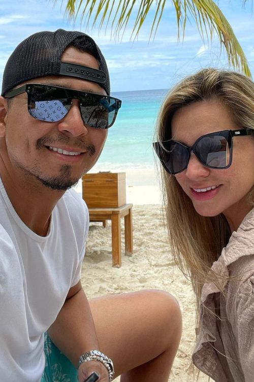 Carlos Carrasco With His Wife
