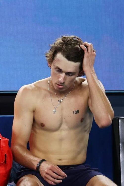 Alex-de-Minaur-tattoo