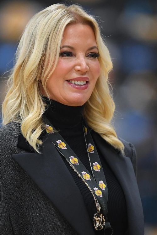 Jeanie Buss Smiling 