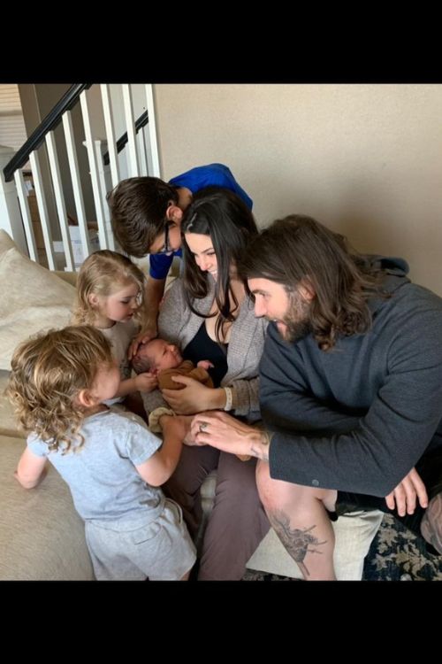 Trevor Williams With His Children and Wife 