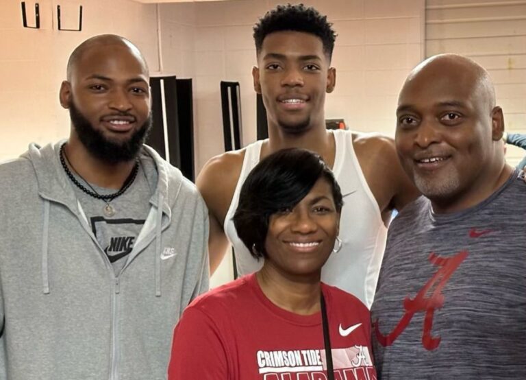 Brandon Miller Pictured With His Brother Darrell Smith Jr(Left) And His Parents, Darrell And Yolanda In 2022