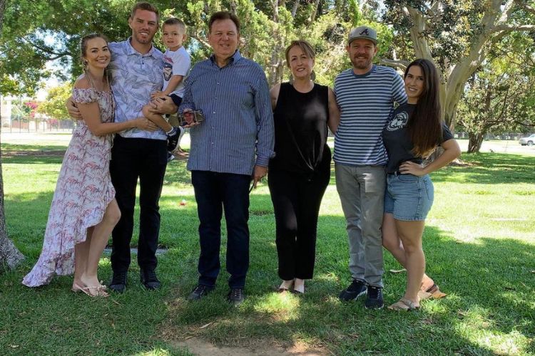 Freddie Freeman Visits His Mom's Cemetery With Dad Fredrick (Middle) Wife Chelsea And Their Son, Step Mom, Alma Freeman And Brother Phillipe And His Partner 