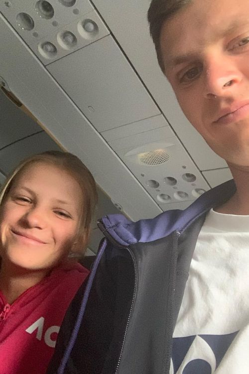 Hubert Hurkacz Shares A Photo With His Sister Nika On Siblings Day In 2020