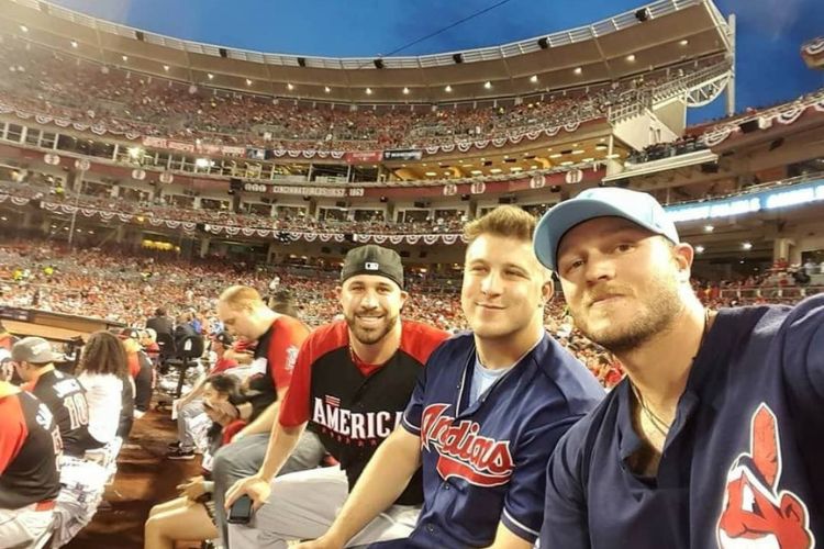 Jason Kipnis (Left) Pictured With Brother Blair(Center) And Todd In 2015