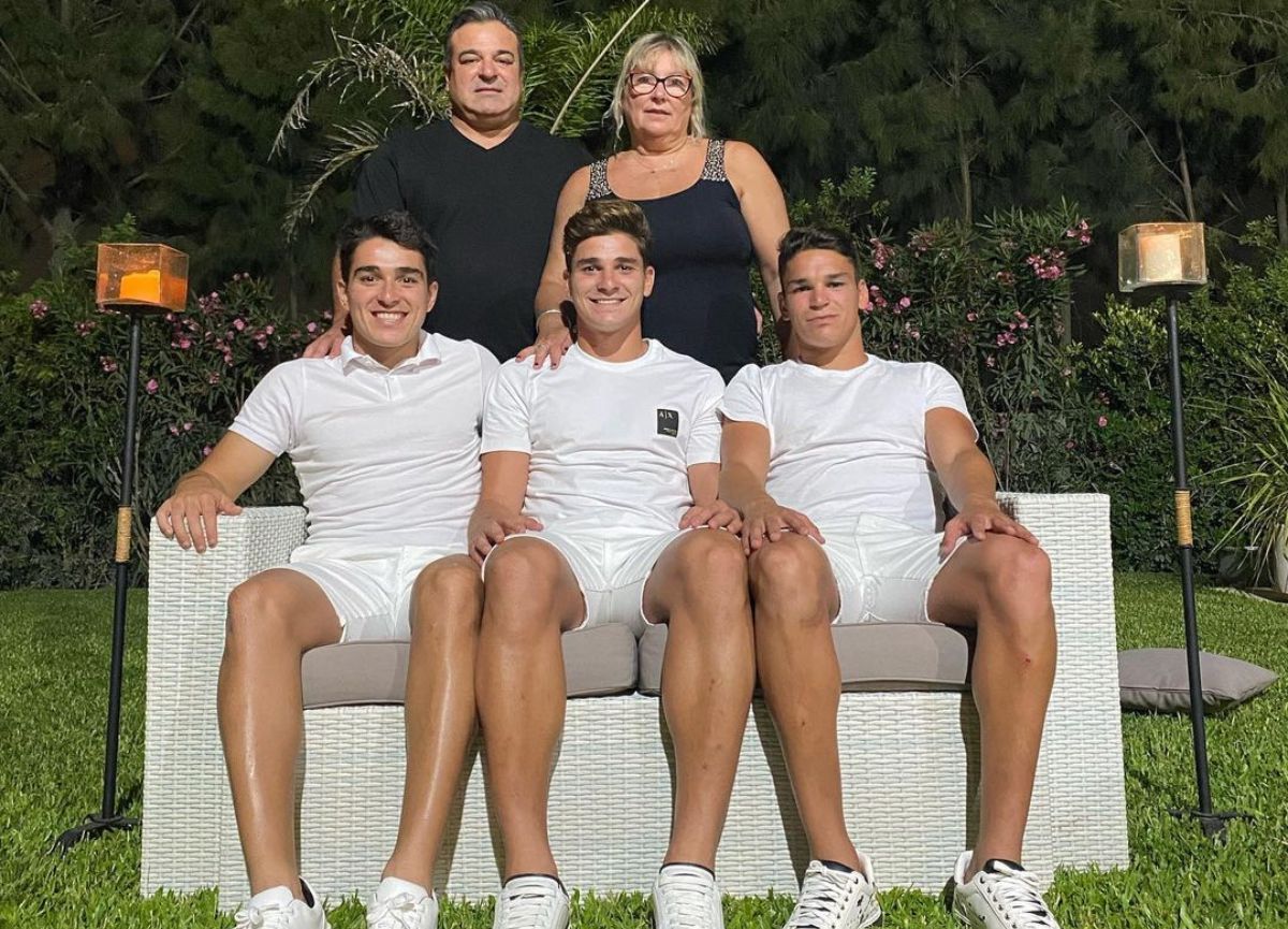 Who Are Rafael and Agustin Alvarez? Julian Alvarez Brother And Family ...