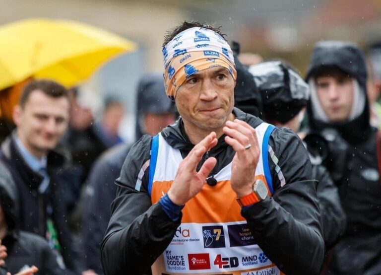 The England Defense Coach Kevin Sinfield Pictured During A Marathon In 2022