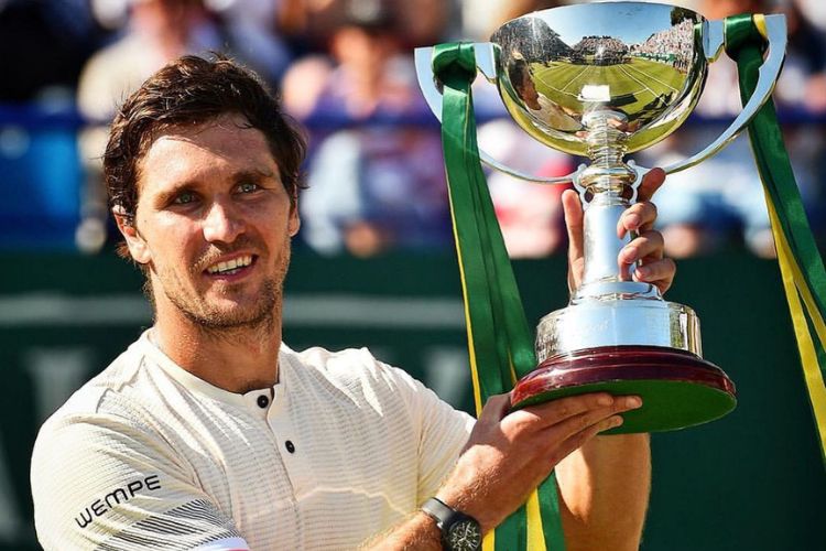 Mischa Zverev Pictured With the Eastbourne Trophy In 2018