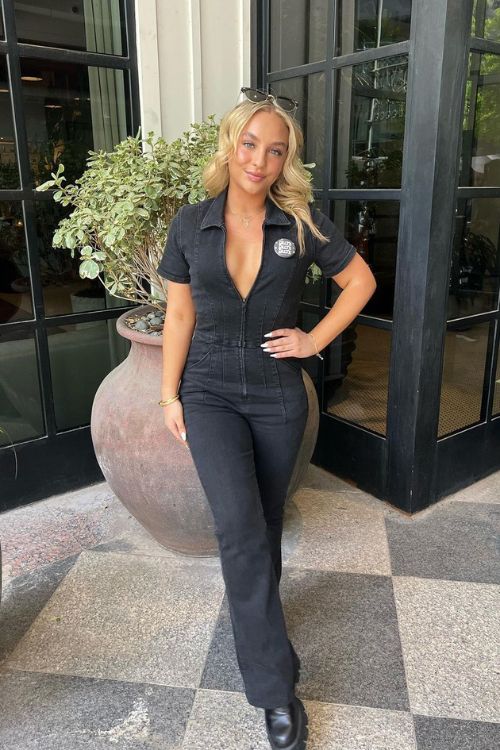 Peyton Gelfuso Looks Stunning As She Shares The Picture On Her Instagram Handle