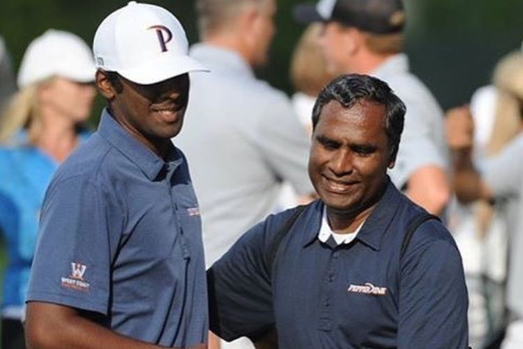 Sahith Theegala Pictured With His Father Muarlidhar Theegala During A Golf Event In 2017