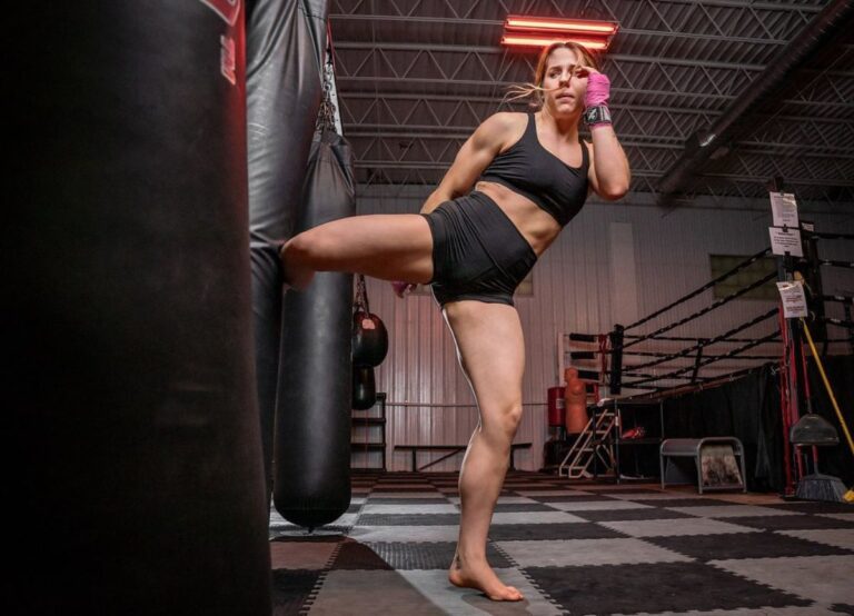 Shalie Lipp Pictured Training For Her Fight Earlier This Year In January 2023