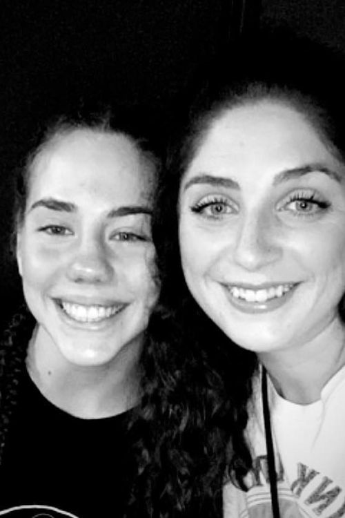 Shalie Lipp Sister Sydnie Mauch Pays Her Tribute By Sharing A B&W Selfie After Her Demise