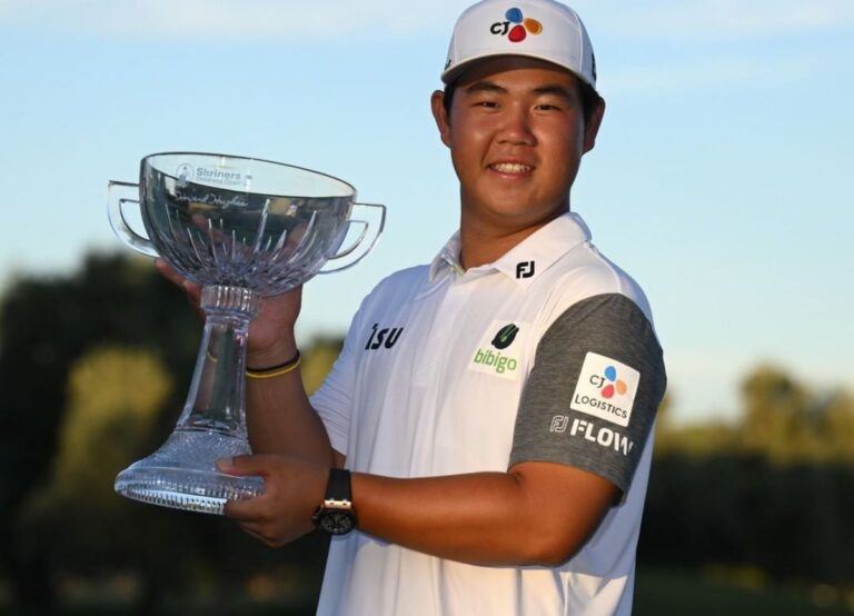 Tom Kim Pictured Holding The Shriners Children's Open Trophy In October 2022