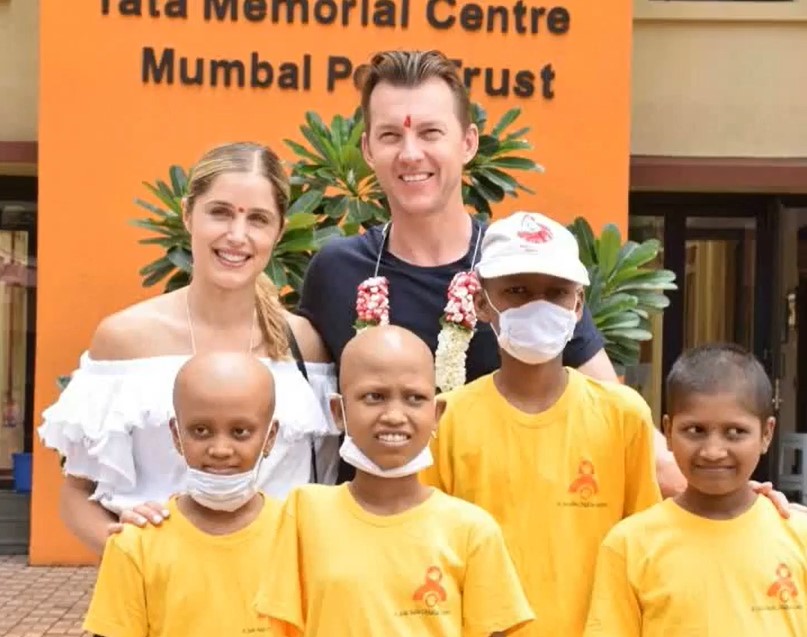 Brett Lee And Lana At Tata Memorial Centre Mumbai