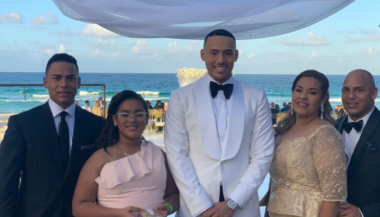 Carlos Correa With His Parents, Brother And Sister