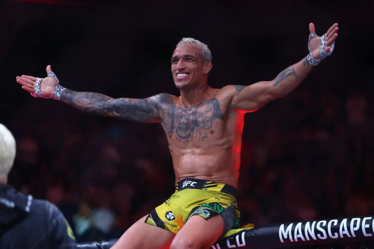Charles Oliveira