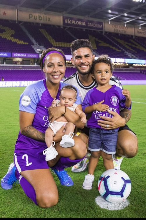 Dom Dwyer With His Ex-Wife Sydney Leroux And Children 