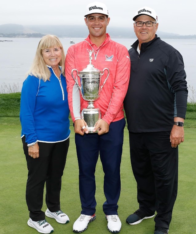 Gary Woodland With His Parents