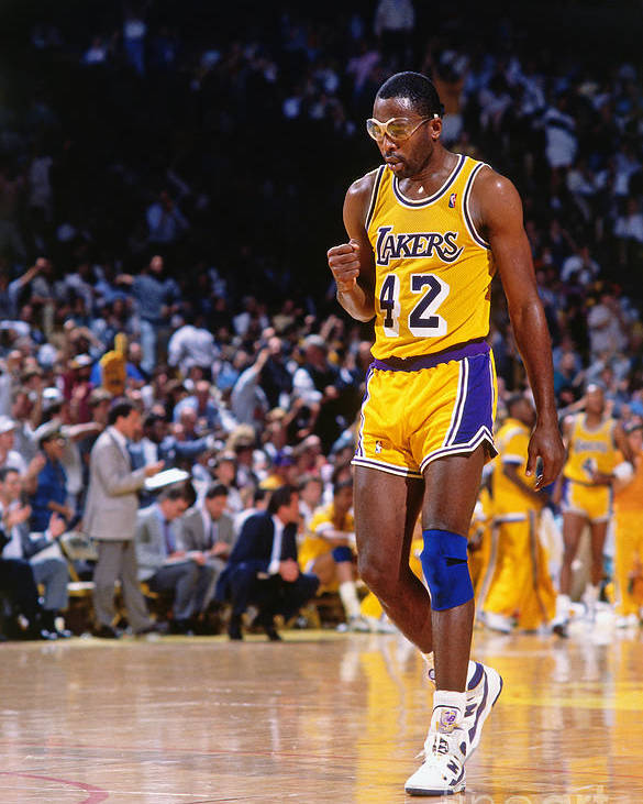 James Worthy During Lakers Match