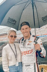 Parker Kligerman Girlfriend Shannon Leigh Is A Vlogger - Players Bio