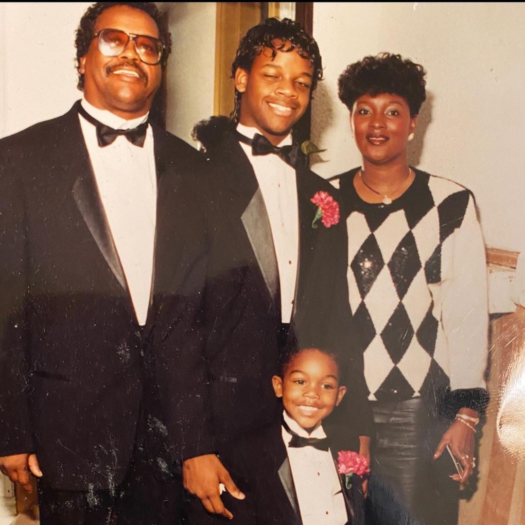 Lou Williams With His Parents And Brother Mac