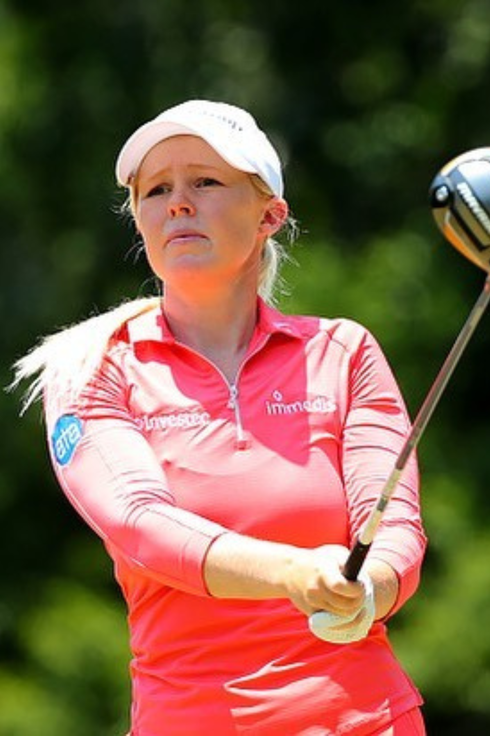 Stephanie Meadow, A Professional Golfer