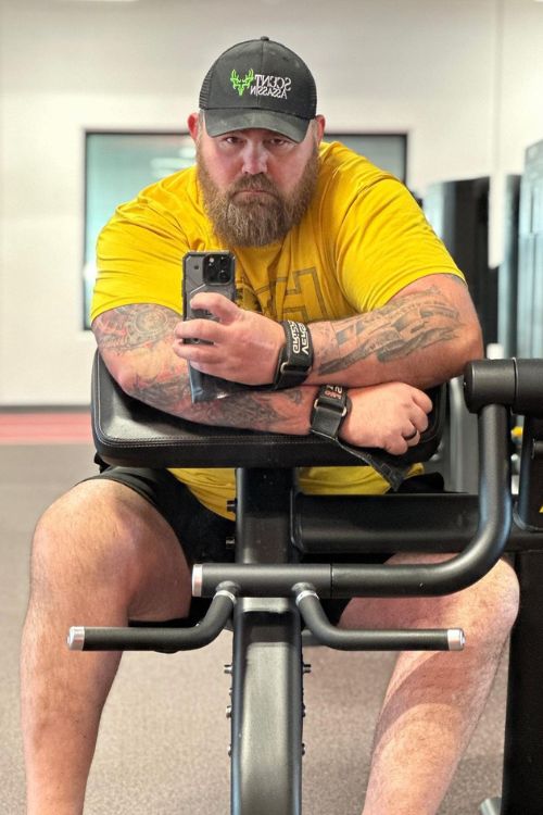 Tim Sylvia Recovering In The Gym