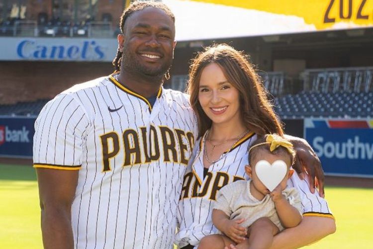 Josh Bell With His Wife And Daughter Noa