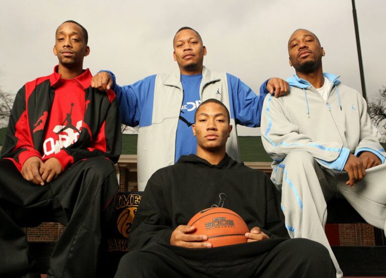 Derrick Rose Does Not Have Sister But Has Three Brothers