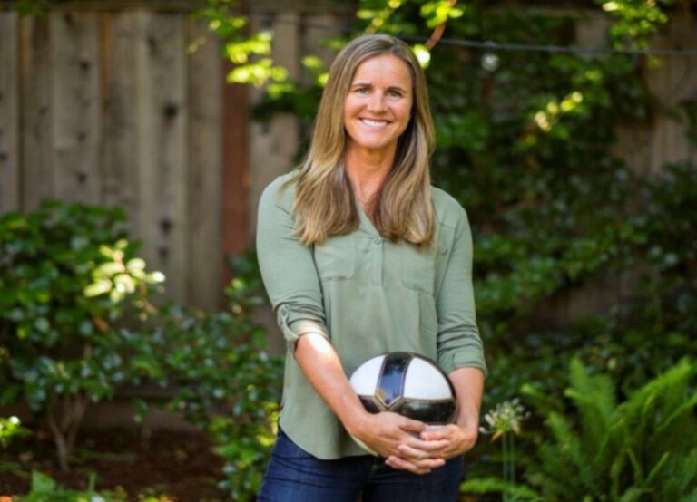 Brandi Chastain Posing For the Photo