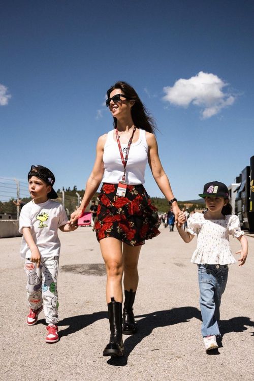 Laura Arrives At Portugal Grand Prix To Cheer On Her Man With Their Two Kids, Mia And Max