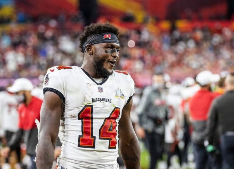 Chris Godwin Pictured In The Buccaneers Gear In 2021