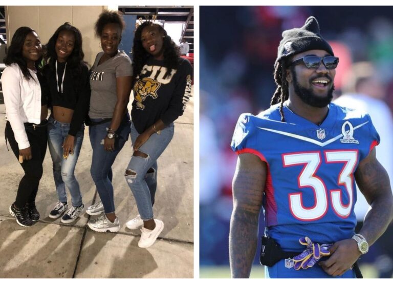 Dalvin Cook's Sisters Pose With Their Mom, Varondria White For A Photograph In 2018