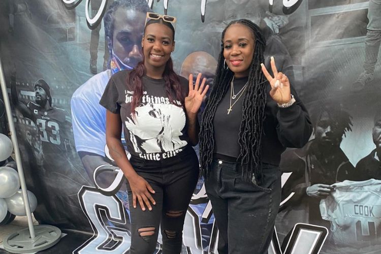 Daneisha Cook(L) Pictured With Her Mom Varondria White In 2022