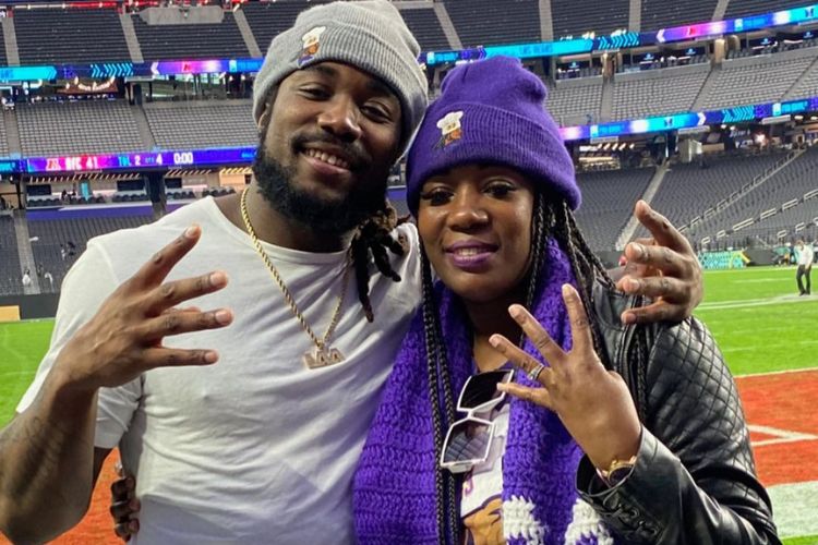 Dalvin Cook With His Mom Varondria White At The Allegiant Stadium In 2022