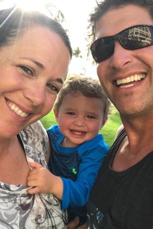Dan Serafini And His Wife Erin Take A Cute Family Photo Featuring Their Son 