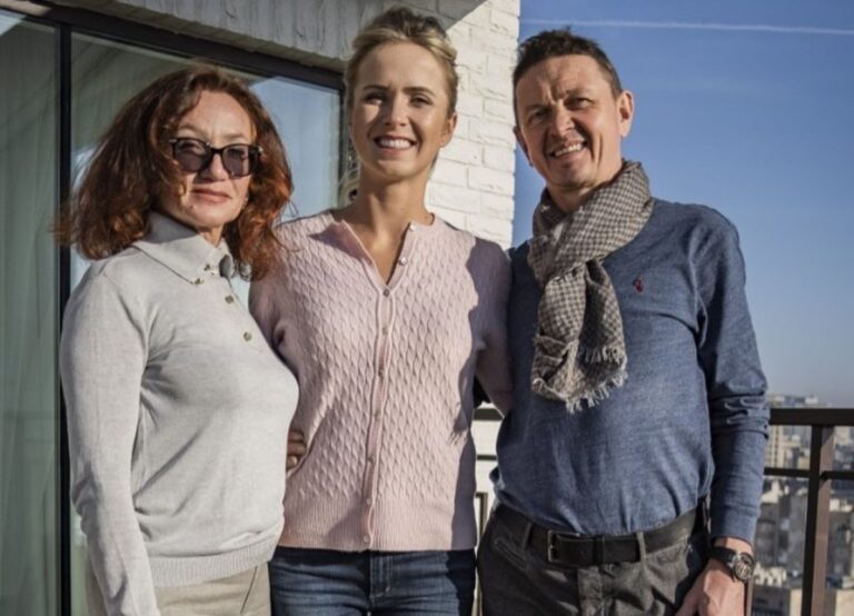 Elina Svitolina Pictured With Her Parents Olena And Mikhaylo In Kyiv, Ukraine In 2019