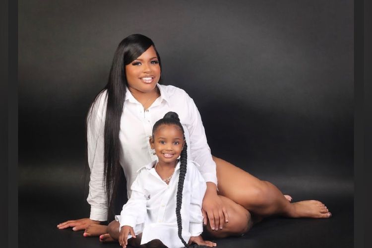 Ebony Had A Photoshoot With Her Daughter, Laila In January 2023