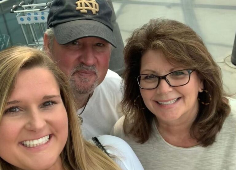 Patrick Reed Sister, Hannah Reed Pictured With Their Parents Jeannette, And Bill Reed