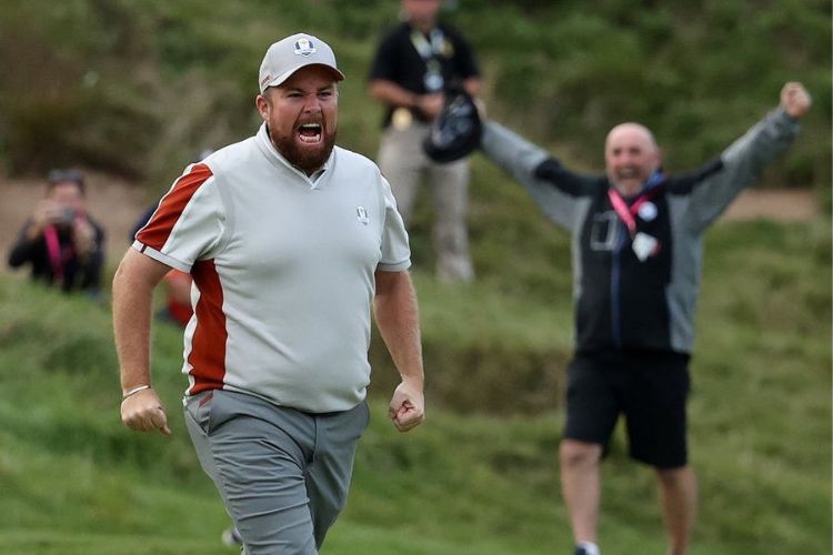 Shane Lowry Pictured Celebrating During A Golf Tournament In 2021