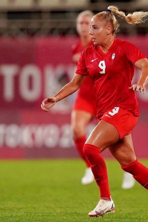 Adriana Leon During A Match With The Canadian National Team