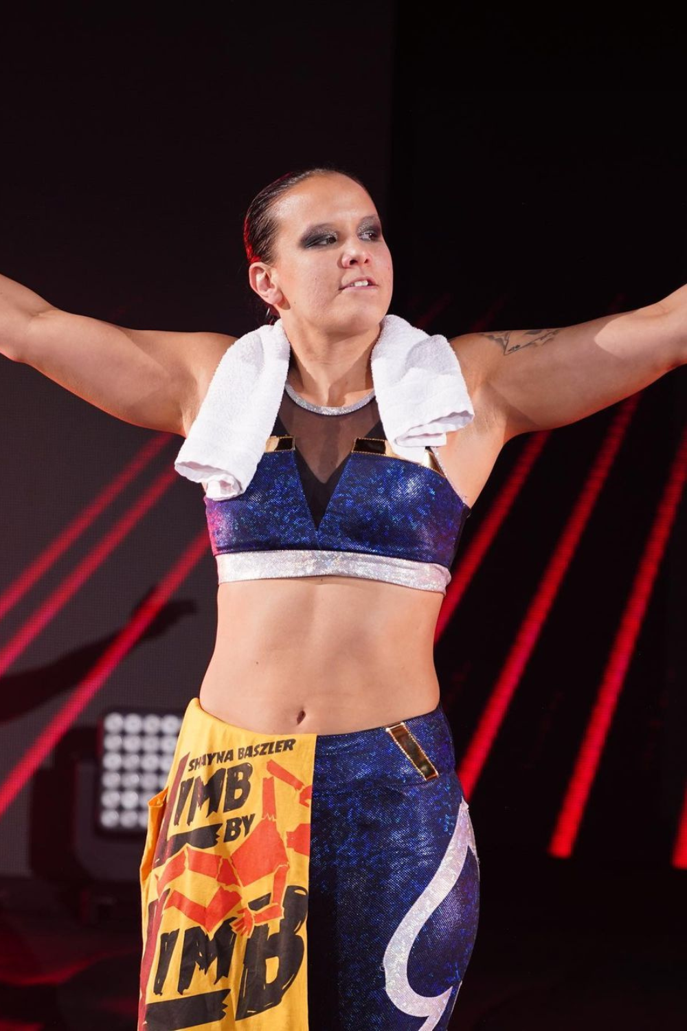 Shayna Baszler, An American Wrestler &amp; Former MMA Fighter