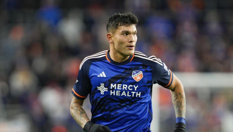 Brandon Vazquez