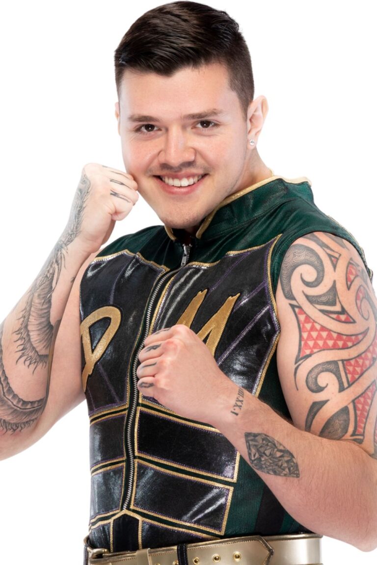 Dominik Mysterio Sister Aalyah Gutierrez Age Gap And Family Tree