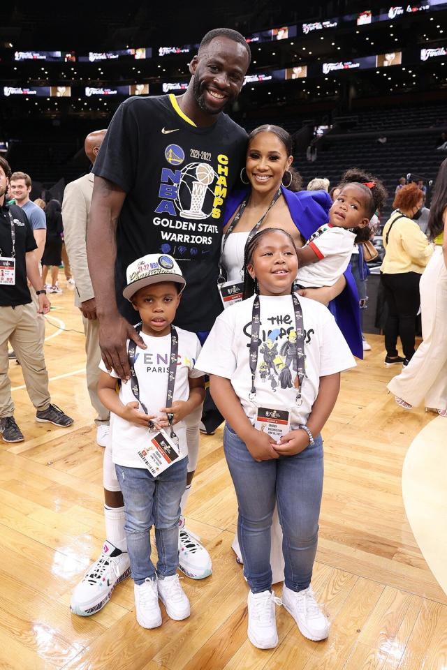 Draymond Green With His Wife And Kids 