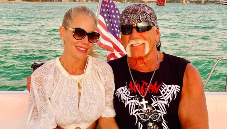 Hulk Hogan With His Girlfriend Sky Daily