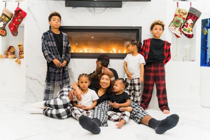 Jermall Charlo Parents Terrie And Kevin Charlo - Players Bio