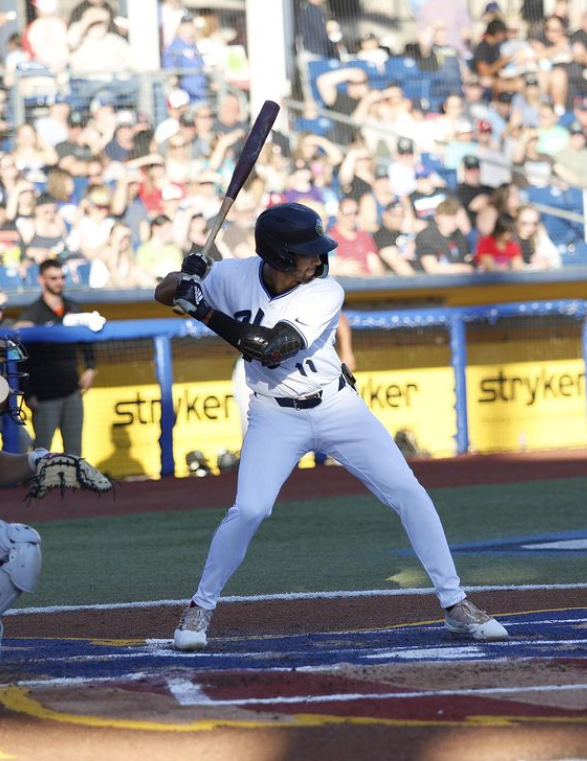 Jordan Lawlar playing baseball