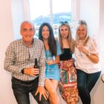 Kate Parry With Her Parents And Elder Sister Rebecca