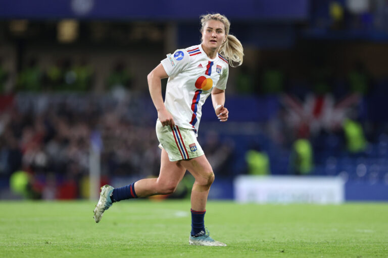 Lindsey Horan Height
