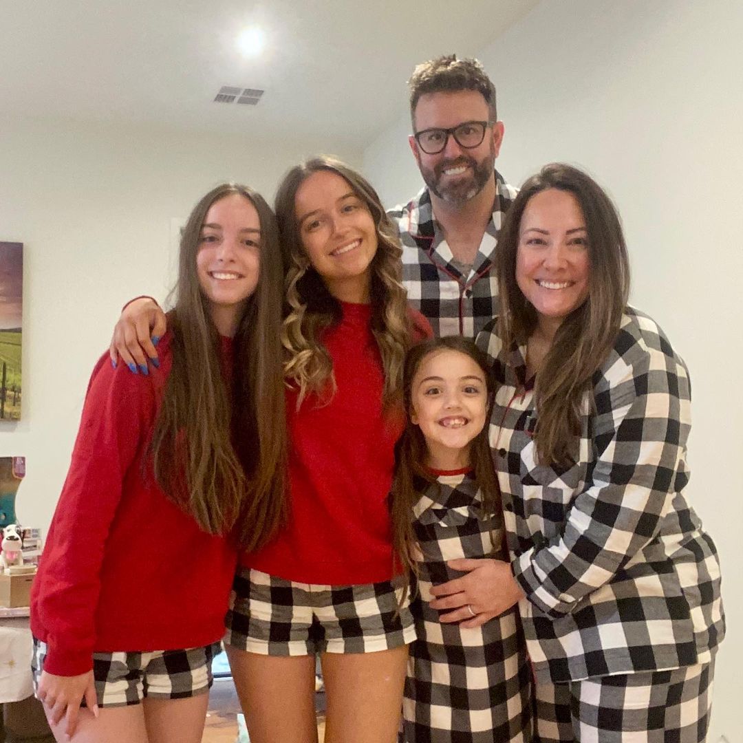 Peter Moylan With His Wife Mandy & Three Daughters